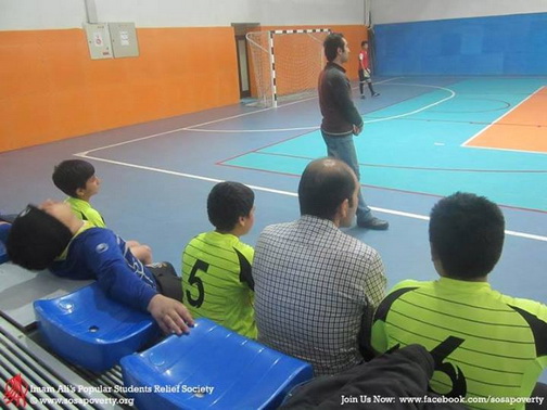 http://khaneelmedarvazeghar.persiangig.com/92-Aks/Aks/Football/92.09.15/1%20%288%29.jpg